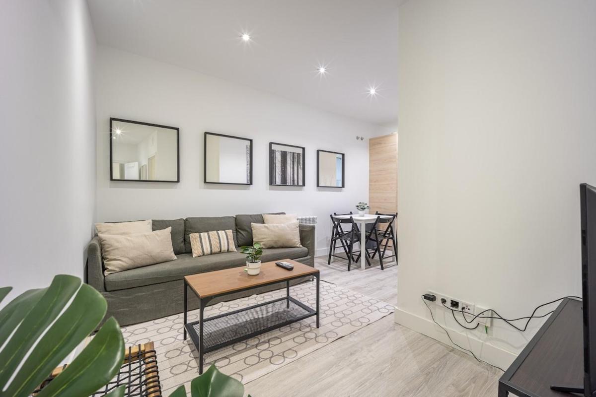 Encantador Apartamento En Atocha Madrid Exterior photo